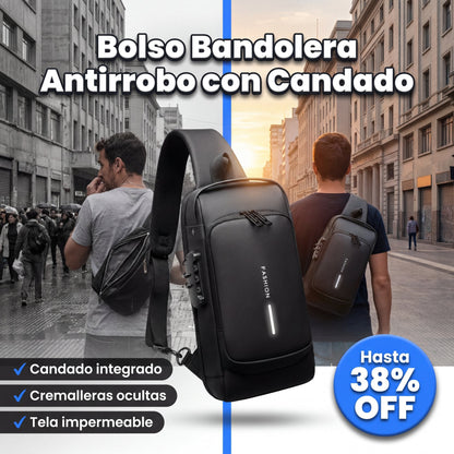 Bolso bandolera antirrobo con candado en uso
